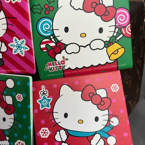 hello kitty christmas coasters - Picture 3 of 4
